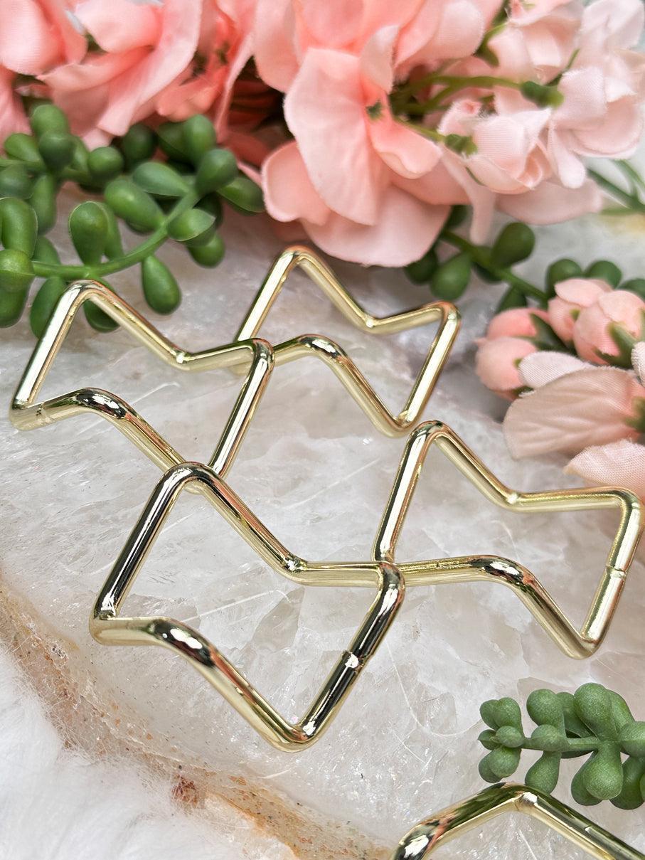 small-gold-crystal-stand