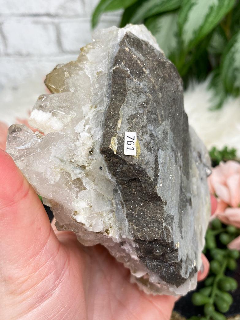 Quartz Dolomite & Chalcopyrite