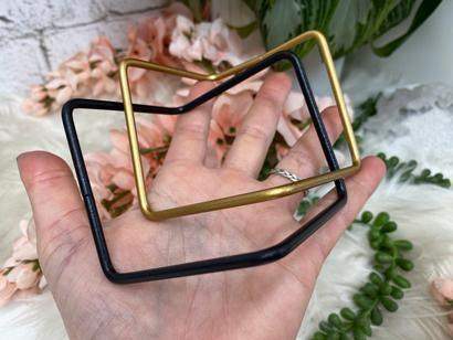 Gold-Metal-Crystal-Display-Stand-with-White-Quartz-Cluster.