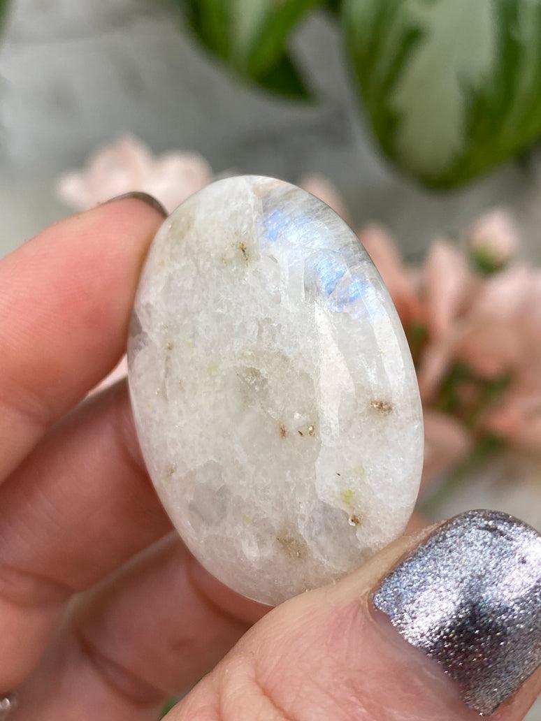 silver-moonstone-blue-flash-crystal