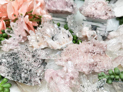colombian-quartz-with-pink-green