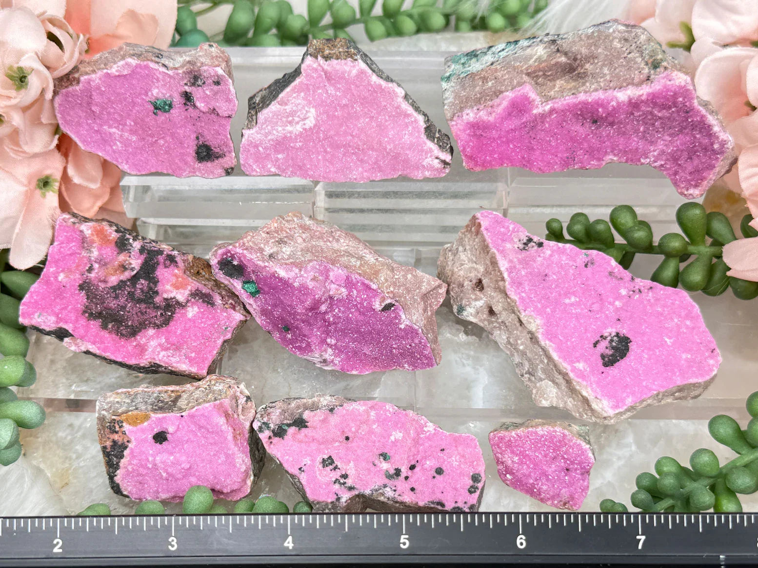 pink-black-cobalto-calcite-cluster