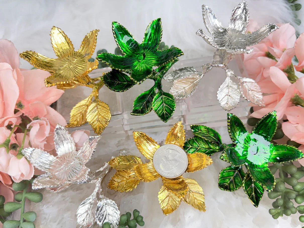 Flower Leaf Metal Sphere Stand