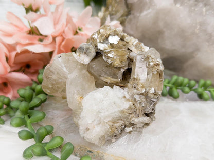 yellow-mica-quartz-clusters