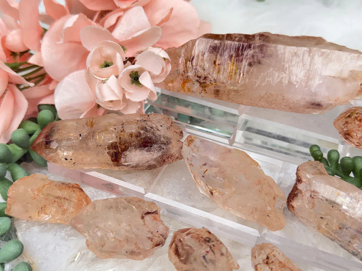 uv-reactive-petroleum-quartz