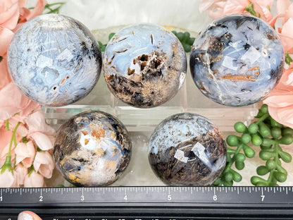 rutilated-agate-sphere