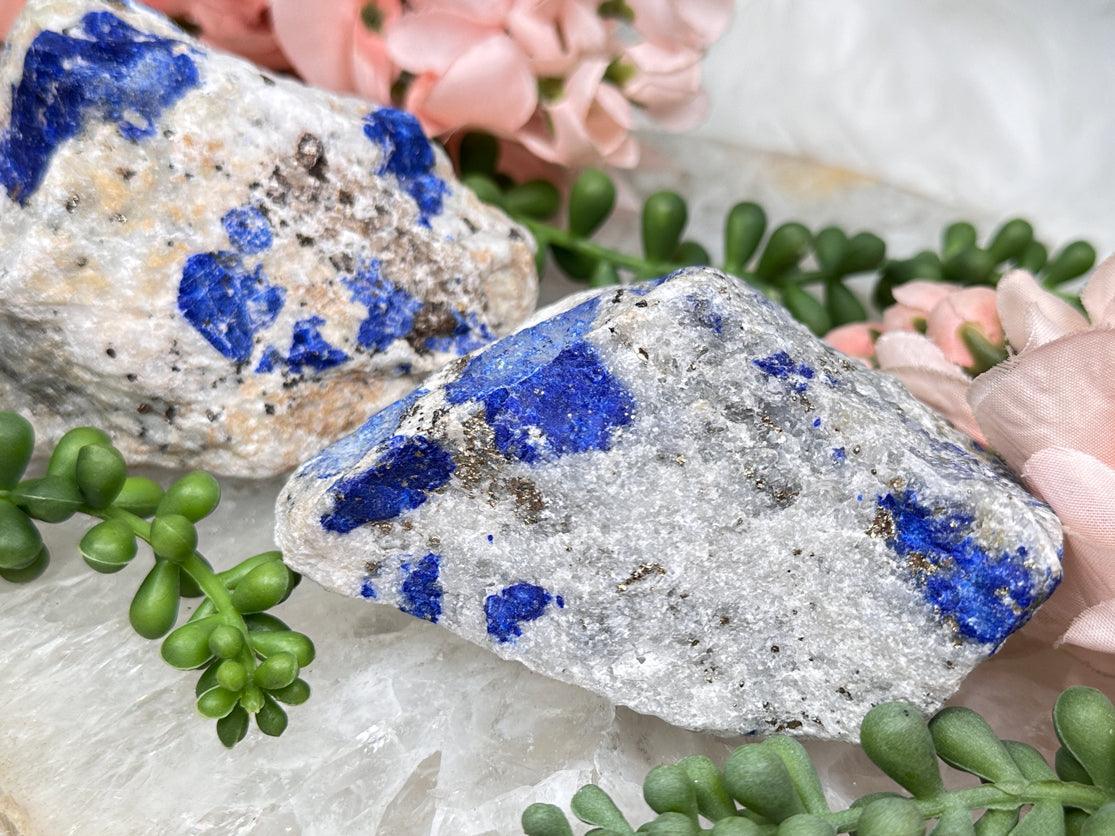 blue-lapis-lazuli-specimens