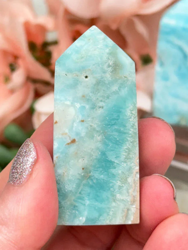 small-blue-aragonite-point