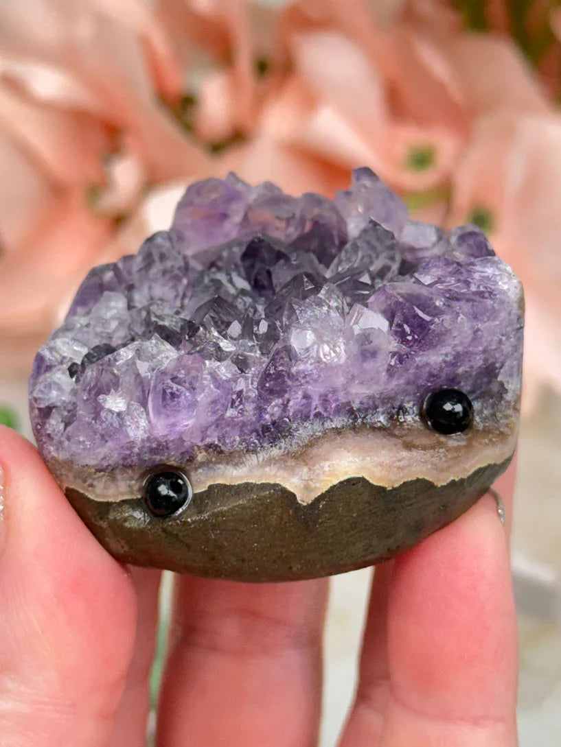 amethyst-cluster-hedgehog