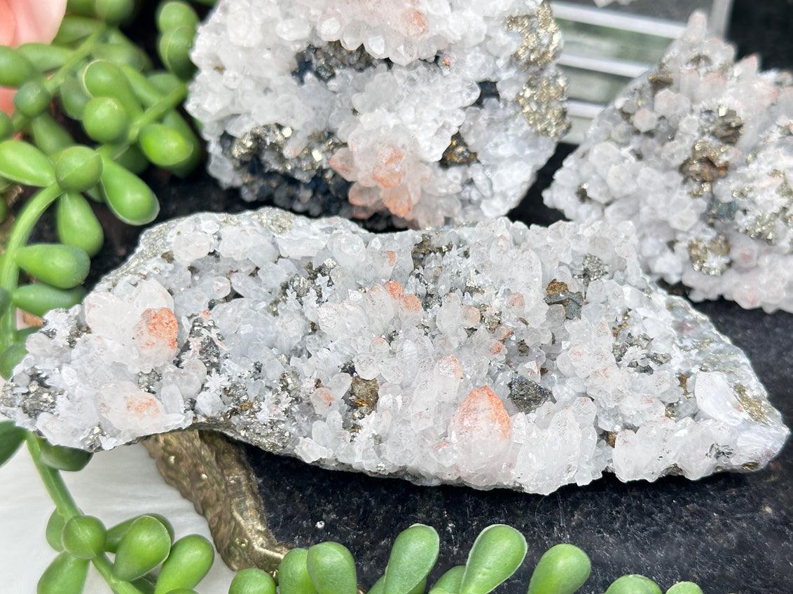 chalcopyrite-hematite-quartz