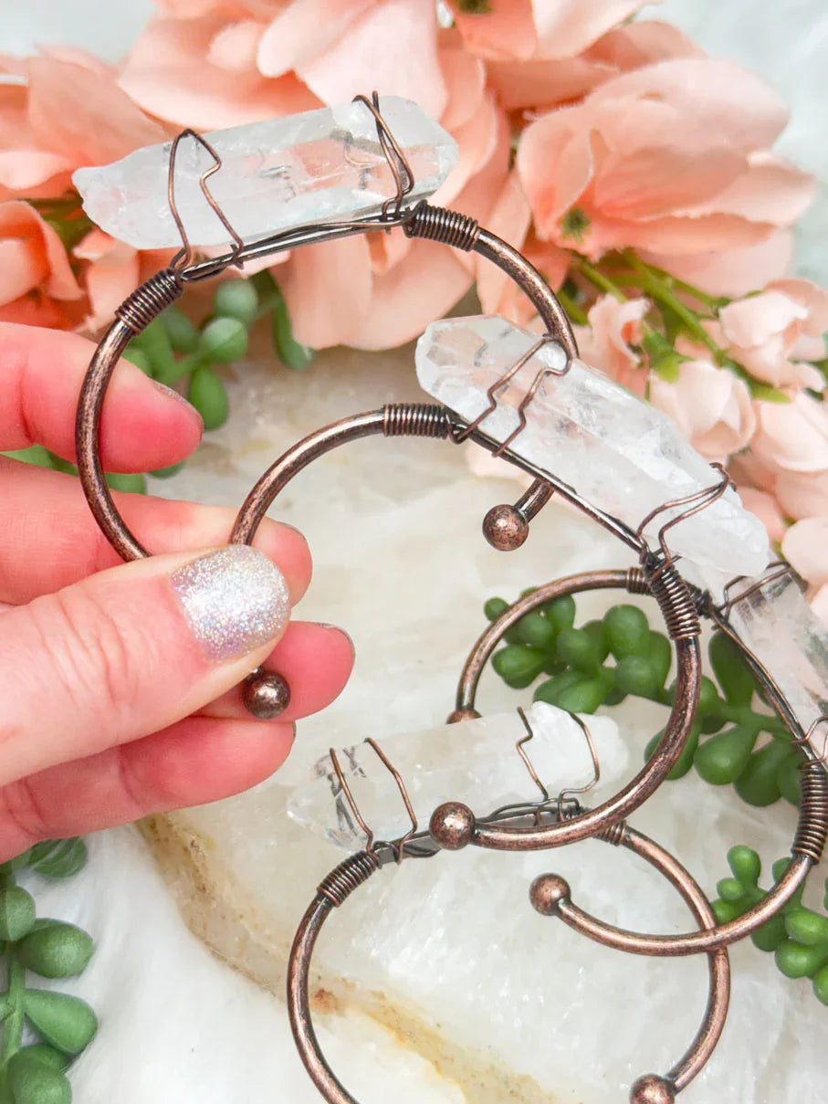 quartz-point-cuff-crystal-bracelets antique brass