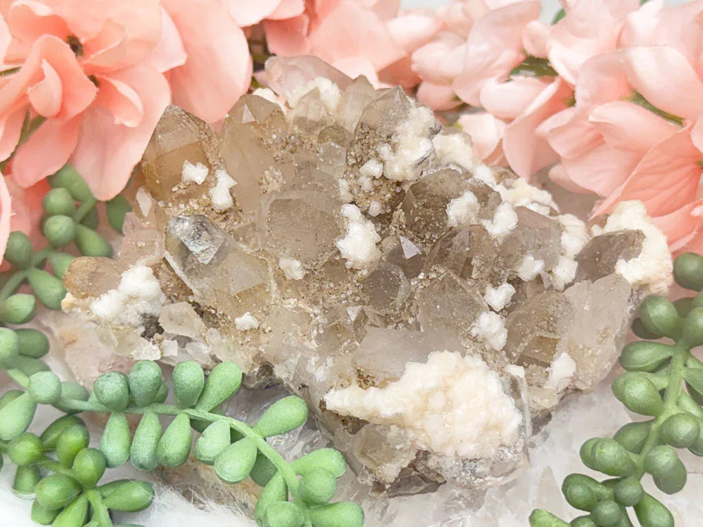 Quartz Dolomite & Chalcopyrite