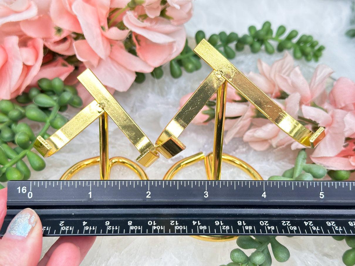 gold-crystal-heart-stand