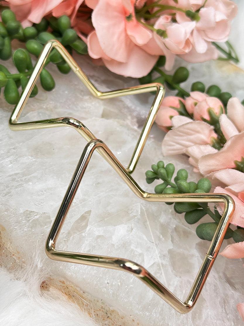 metal-crystal-display-stands