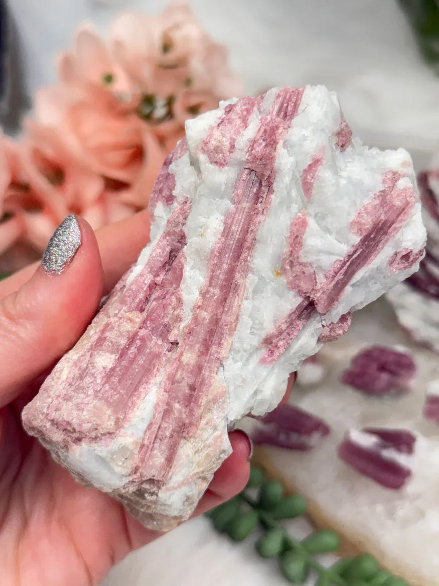 pink-tourmaline-in-albite-crystals
