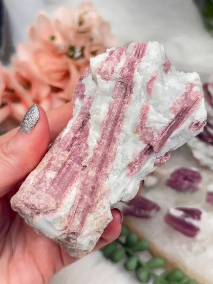 pink-tourmaline-in-albite-crystals