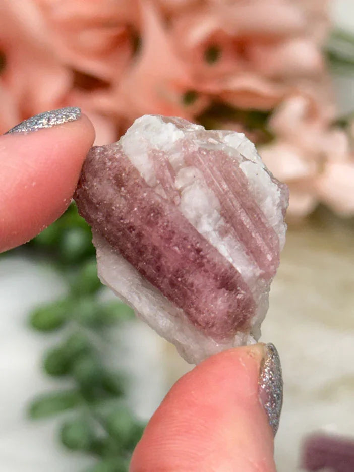 pink-tourmaline-in-smoky-quartz