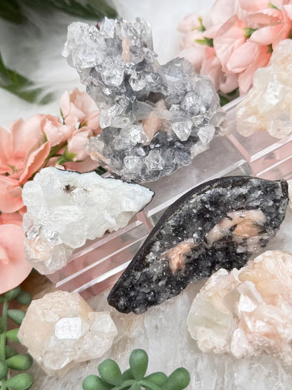 Apophyllite Heulandite Clusters