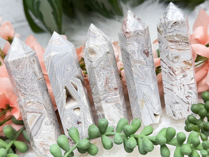 gray-white-crazy-lace-agate-points-from-mexico