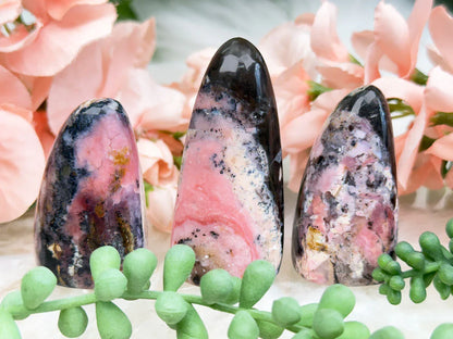 small-peruvian-pink-opal-freeforms