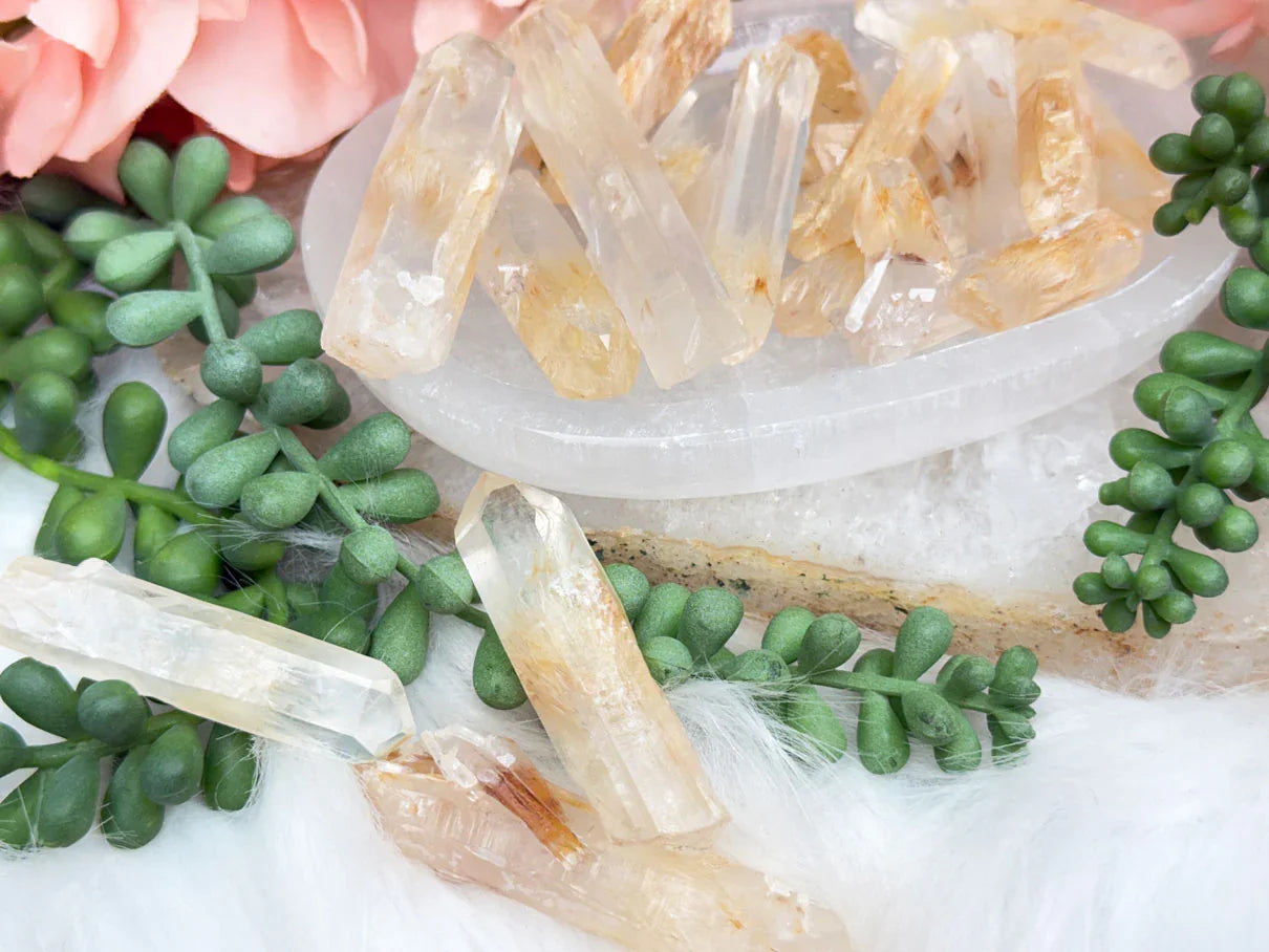 halloysite-in-quartz-points