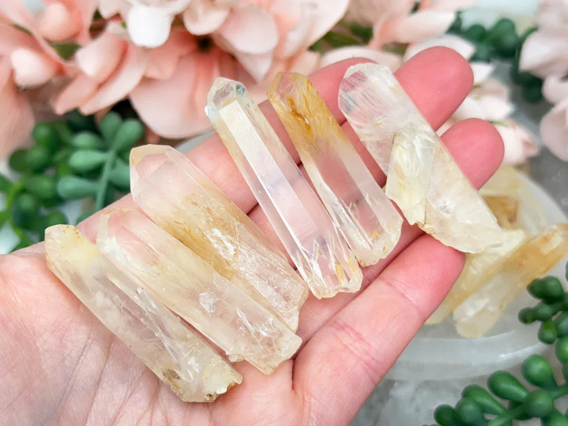 halloysite-in-quartz-points