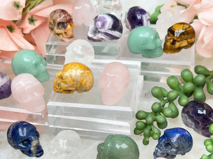 crystal-mini-skull-carvings