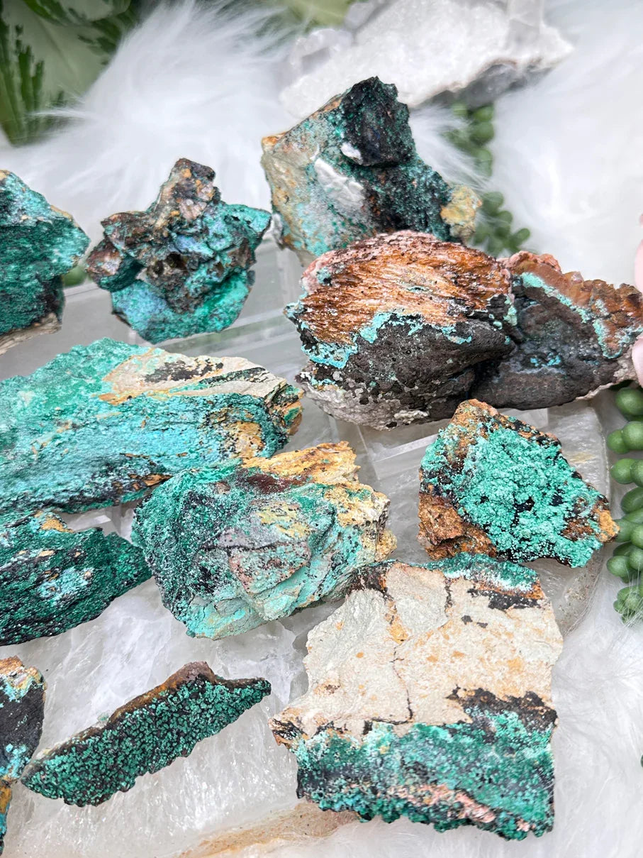 moroccan-malachtie-chrysocolla-specimens