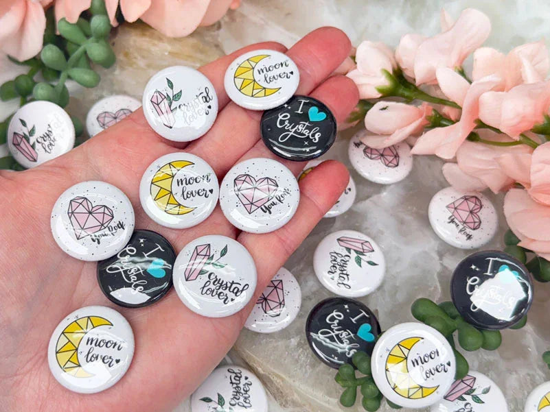 crystal-lover-button-pin-set