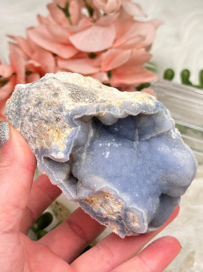 light-blue-chalcedony-from-peru