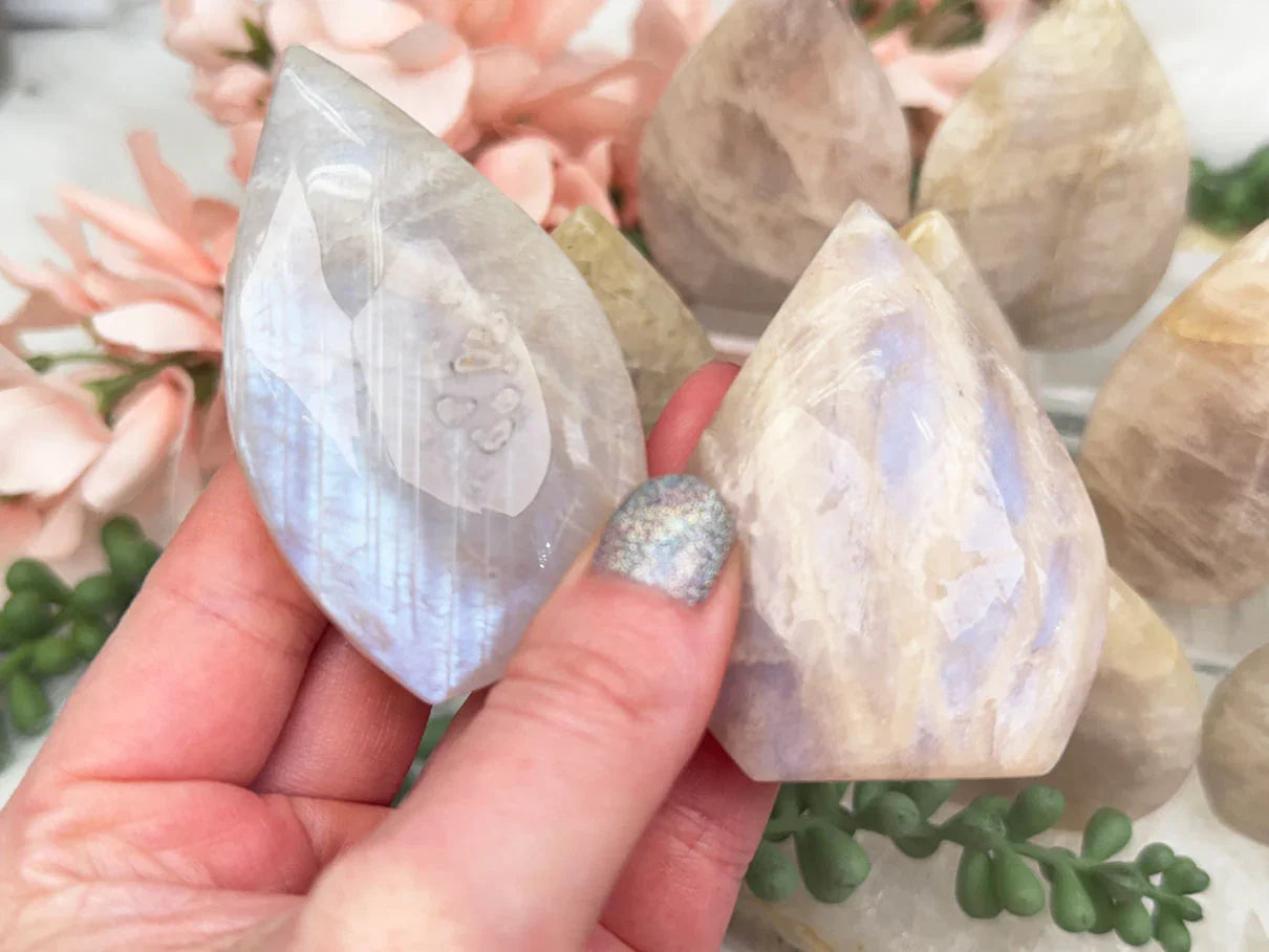 white-moonstone-flames-with-blue-flash