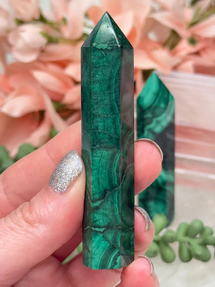 small-dark-green-malachite-point