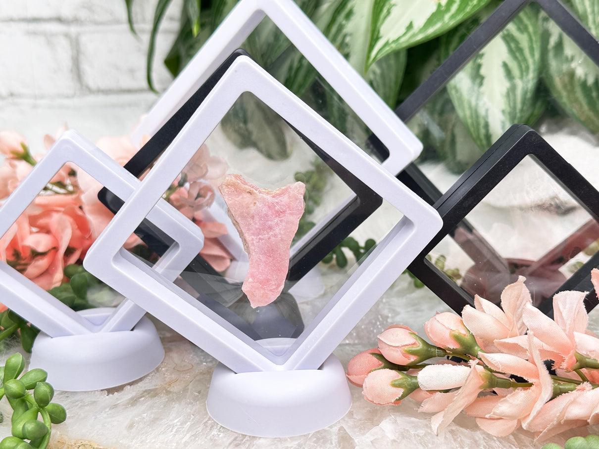 crystal-stretch-display-stand