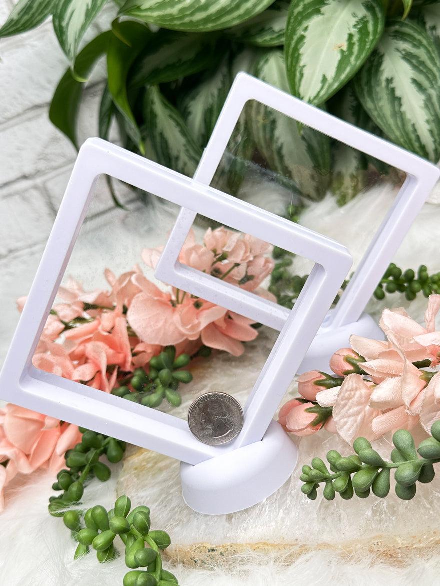 stretch-plastic-crystal-display-case