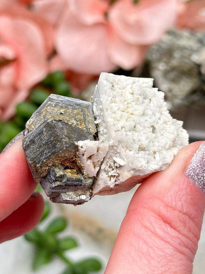 black-tourmaline-mica-quartz