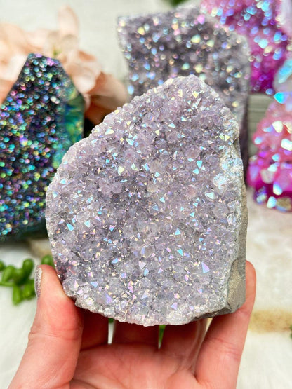 standing-angel-aura-amethyst