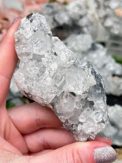 apophyllite-stalactite