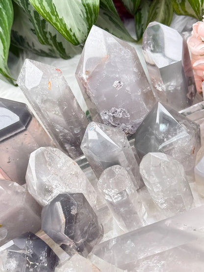 Gray Lithium Quartz Points