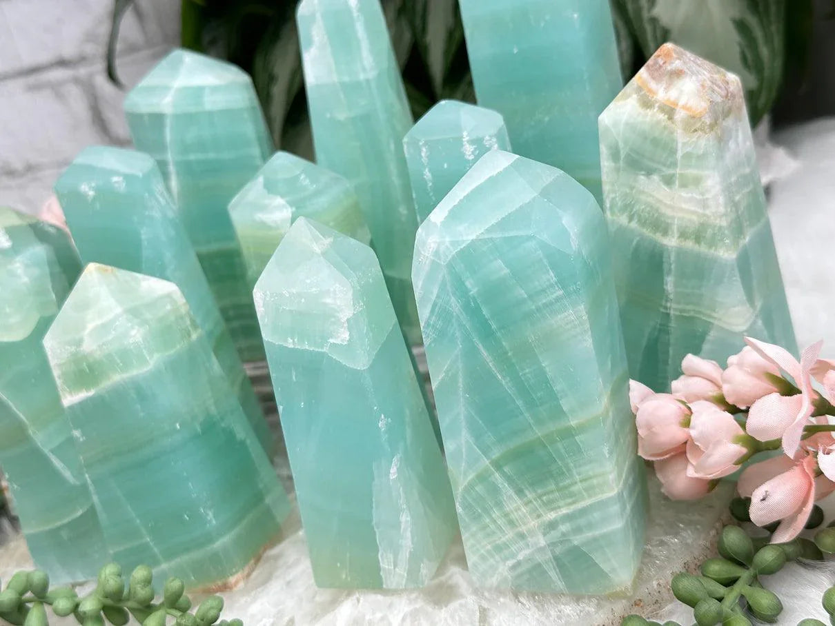 pistachio-teal-calcite-points-from-pakistan