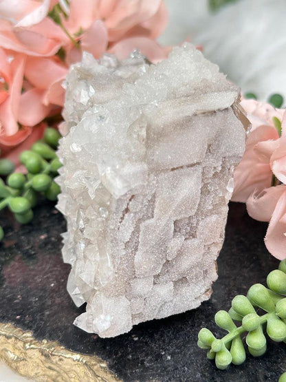 apophyllite-over-calcite