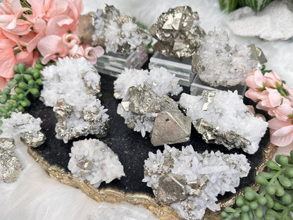 white-quartz-pyrite-clusters