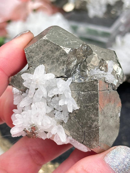 Peru White Quartz Pyrite