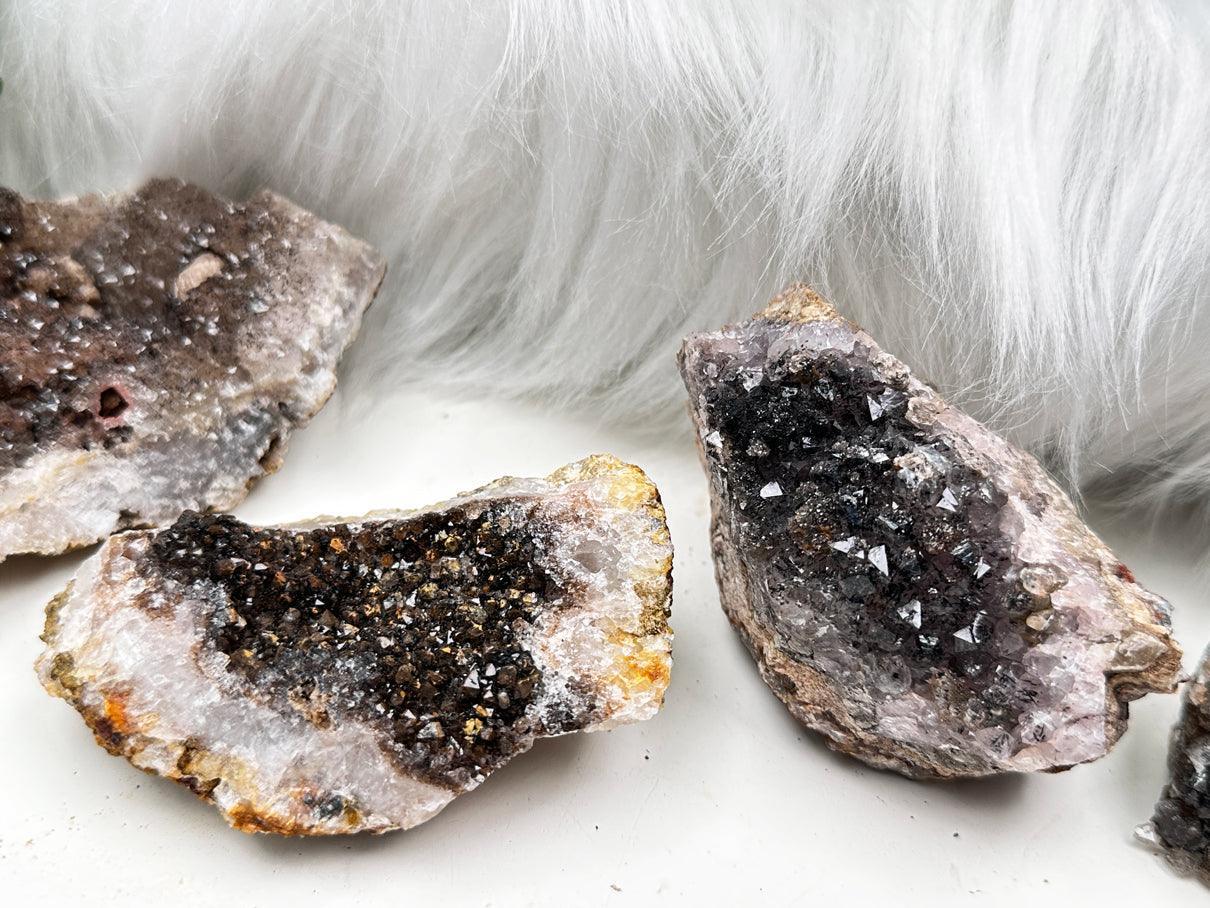 druzy-chalcedony-on-morocco-quartz