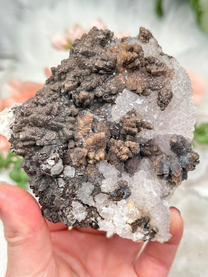 Dark Quartz Clusters
