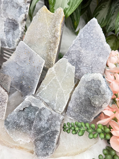 small-brazil-gray-amethyst-crystals