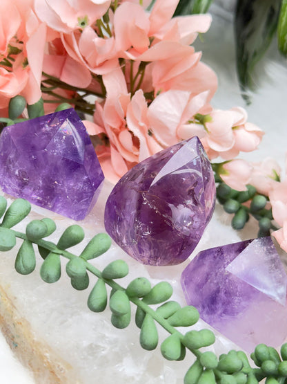 high-quality-amethyst-points-flame-crystals
