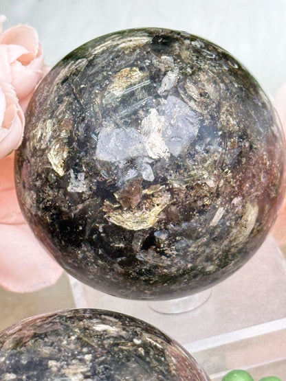 Black Mica Resin Spheres