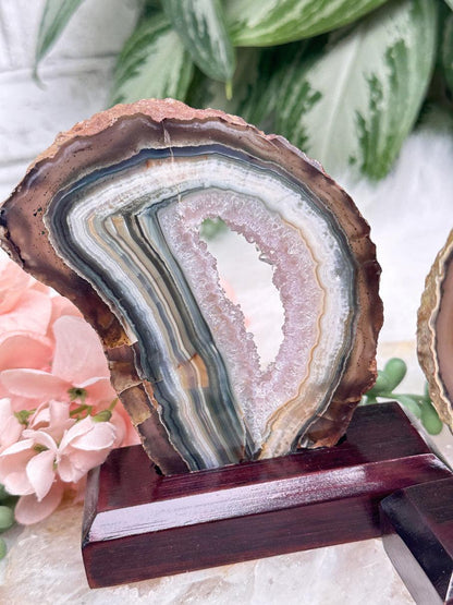 Geode Slice Displays