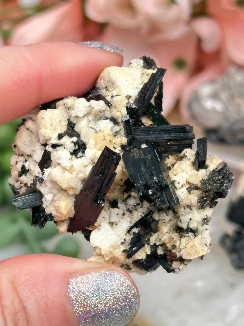 smoky-quartz-in-black-tourmaline