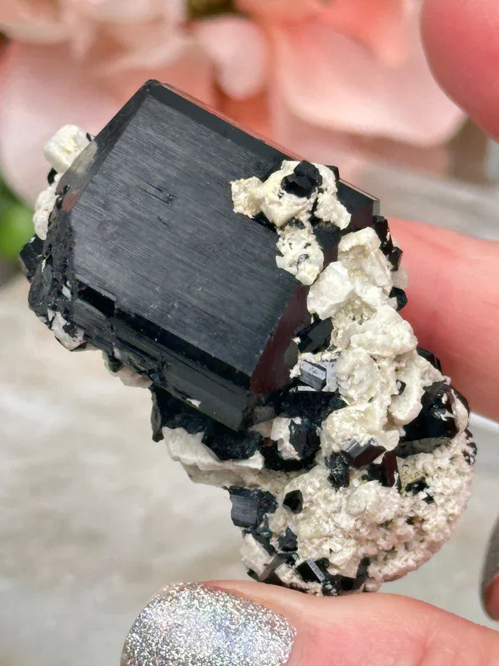 smoky-quartz-in-black-tourmaline